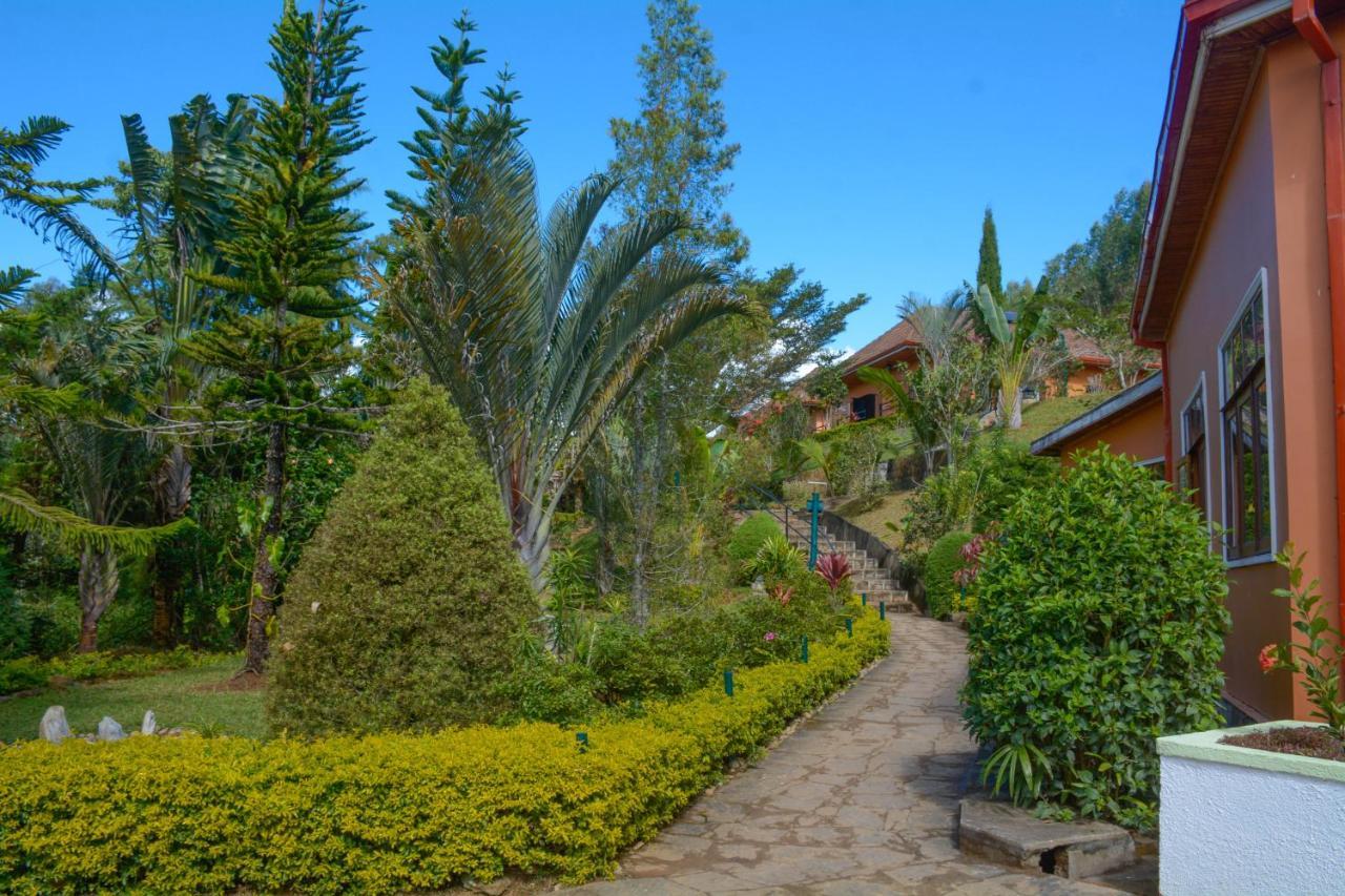 Andasibe Cyperus Hotel Moramanga Extérieur photo